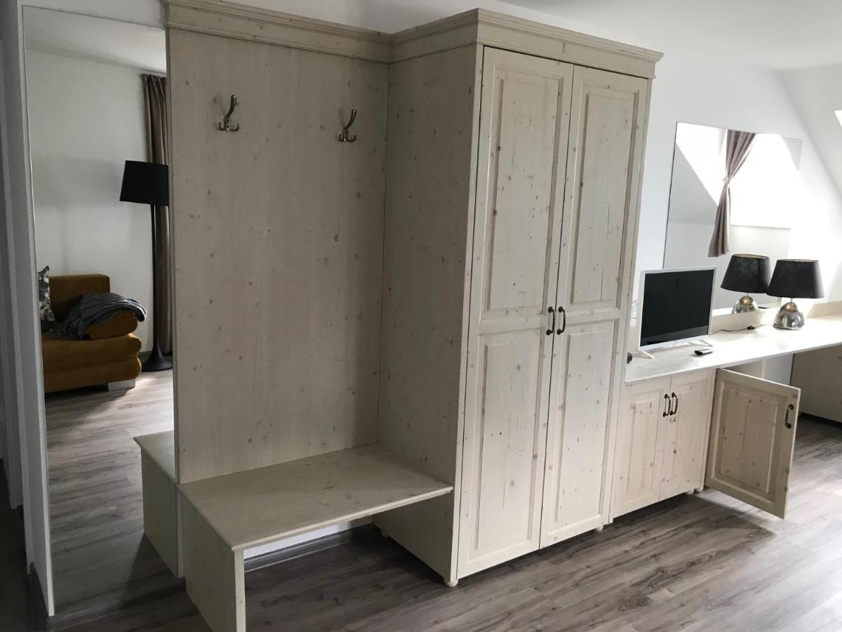 Taplanszentkereszt Rosenberg Kuria B&B 외부 사진