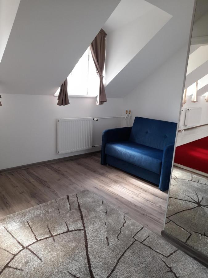 Taplanszentkereszt Rosenberg Kuria B&B 외부 사진